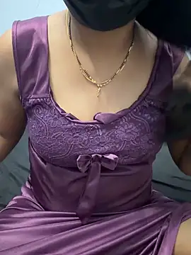 Lovlycouple1 online show from 05/12/26, 07:22