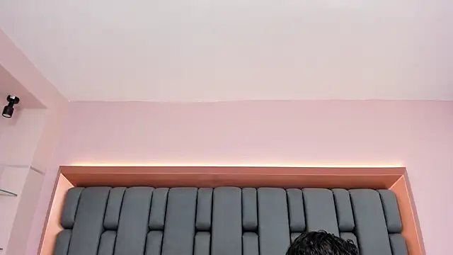 LisaMendez online show from 11/14/25, 04:00