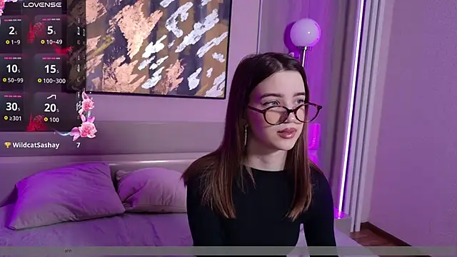 Alison kisss online show from 02/12/26, 01:06