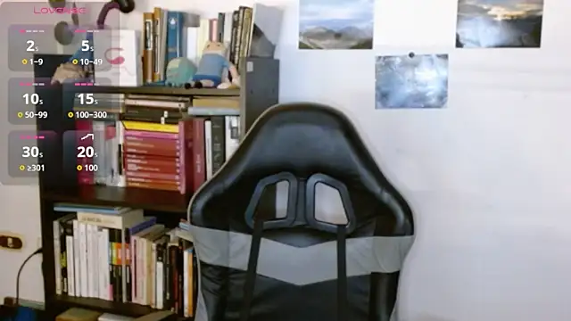 Snapshot of clitia_xx chatting on 11/06/25, 12:11 clitia xx online show from 11/06/25, 12:11