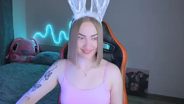 LaraKrein lk online show from 01/08/26, 04:42