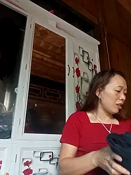 Bianly online show from 10/21/25, 12:44