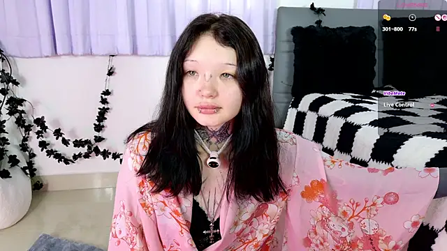 Lein Bone online show from 07/12/26, 12:12