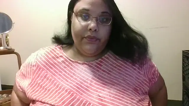SexyBBW10790 online show from 10/25/25, 11:10