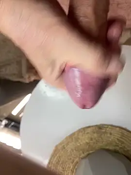 Jonny Agatha online show from 04/11/26, 05:28