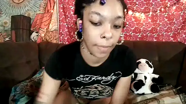 Snapshot of godisdepleasure chatting on 09/20/25, 05:30 godisdepleasure online show from 09/20/25, 05:30