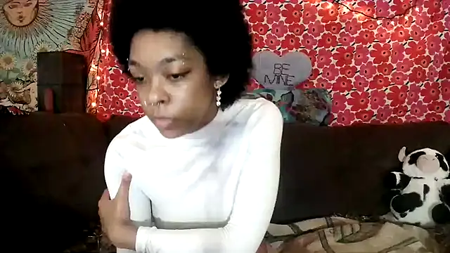 Snapshot of godisdepleasure chatting on 10/19/25, 10:32 godisdepleasure online show from 10/19/25, 10:32