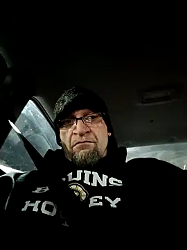 ShawnandDani7074 online show from 02/02/26, 01:48