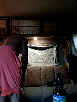 Snapshot of ShawnandDani7074 chatting on 03/05/26, 10:17 ShawnandDani7074 online show from 03/05/26, 10:17