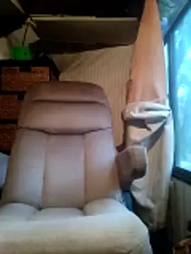 Snapshot of ShawnandDani7074 chatting on 03/15/26, 03:56 ShawnandDani7074 online show from 03/15/26, 03:56