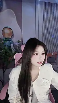 CAICAI BABY online show from 11/28/25, 06:49