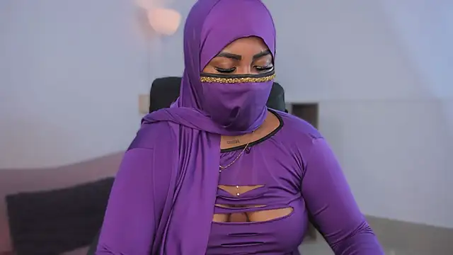 yasmin elite online show from 11/24/25, 09:42