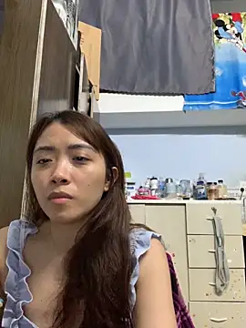 Snapshot of Minee1202 chatting on 04/22/26, 02:40 Minee1202 online show from 04/22/26, 02:40