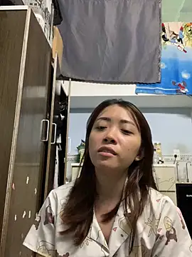 Snapshot of Minee1202 chatting on 05/12/26, 01:03 Minee1202 online show from 05/12/26, 01:03