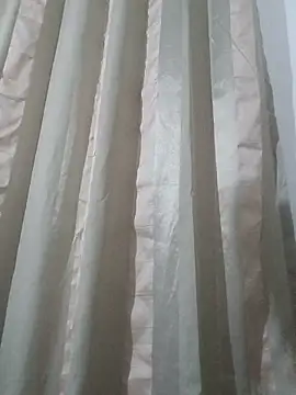 Snapshot of vouserseudono chatting on 05/19/26, 02:18 vouserseudono online show from 05/19/26, 02:18