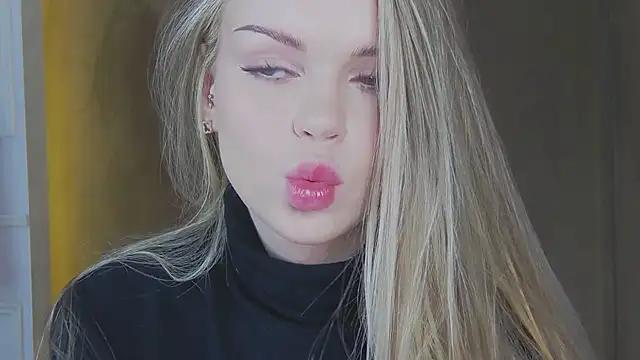 MarilynNova online show from 03/20/26, 04:17