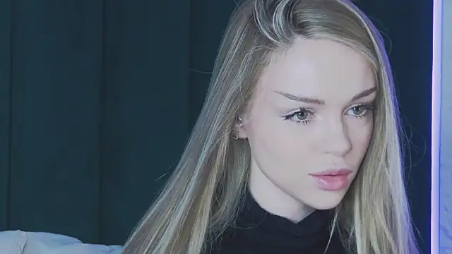 MarilynNova online show from 04/07/26, 04:57