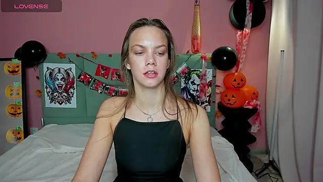 Vickie Smith online show from 10/24/25, 08:33