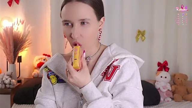 MaudAle online show from 02/17/26, 01:13