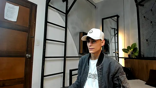 Dani mc1 online show from 11/08/25, 11:43