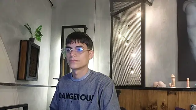 Dani mc1 online show from 12/22/25, 11:29