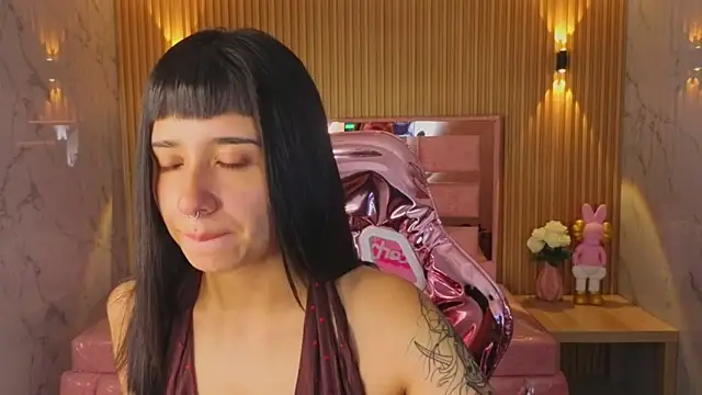 Snapshot of allyssa_bellini_s chatting on 10/29/25, 08:32 allyssa bellini s online show from 10/29/25, 08:32