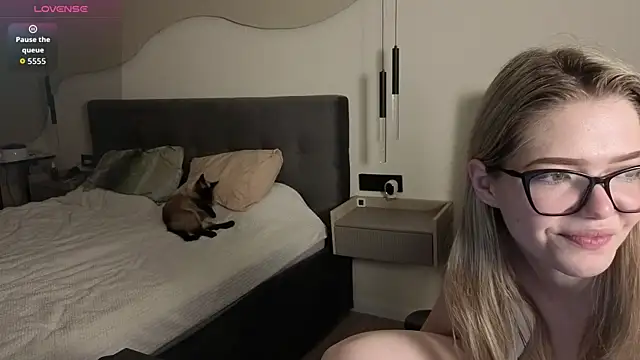 KatanaSVibe online show from 05/11/26, 02:45