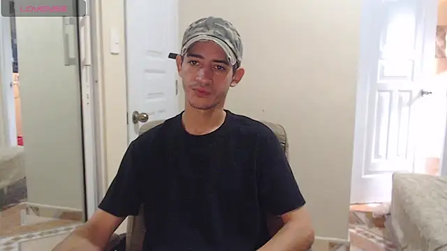 Snapshot of Sexxx20 chatting on 12/03/25, 12:36 Sexxx20 online show from 12/03/25, 12:36