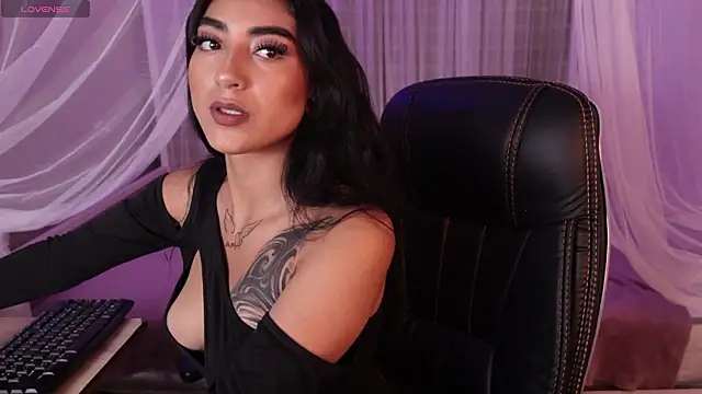 Emma and Issac online show from 03/04/26, 09:10