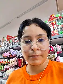 Lily-o online show from 12/02/25, 03:29