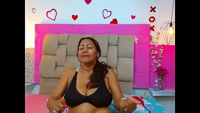 Damary Leon online show from 09/10/25, 07:14