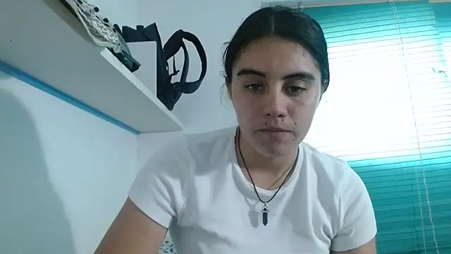 Arieeel 09 online show from 04/13/26, 04:12