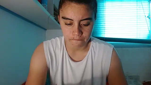 Arieeel 09 online show from 04/20/26, 04:10