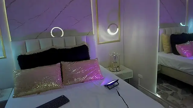 VioletaMaddox online show from 11/08/25, 02:34