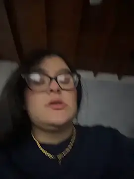 Snapshot of VioletaMaddox chatting on 01/18/26, 01:26 VioletaMaddox online show from 01/18/26, 01:26