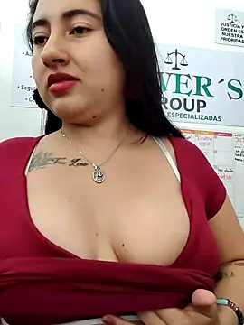 Snapshot of AMATISTA__16 chatting on 06/30/26, 12:28 AMATISTA 16 online show from 06/30/26, 12:28
