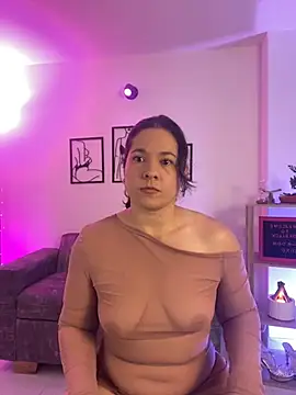 leiablack online show from 11/08/25, 11:43