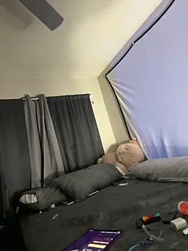 Snapshot of Triggerhappycj100 chatting on 02/04/26, 10:43 Triggerhappycj100 online show from 02/04/26, 10:43