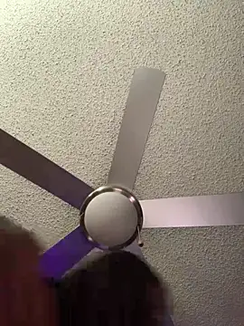 Snapshot of Triggerhappycj100 chatting on 02/12/26, 04:18 Triggerhappycj100 online show from 02/12/26, 04:18