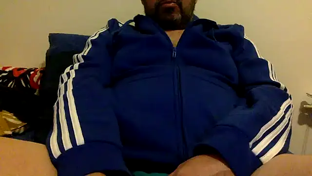 Snapshot of steve669_hot chatting on 11/20/25, 08:41 steve669 hot online show from 11/20/25, 08:41