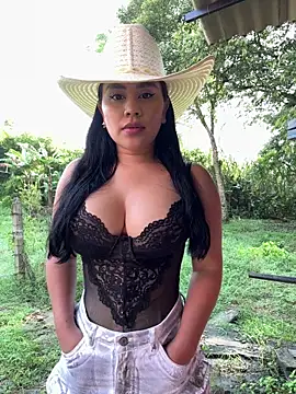 laure torres online show from 03/05/26, 01:40