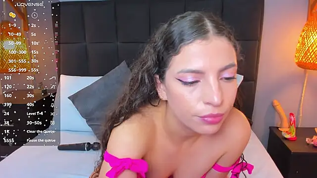 natalie esmith online show from 09/10/25, 02:17