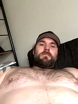 Snapshot of Bamse28 chatting on 10/19/25, 07:42 Bamse28 online show from 10/19/25, 07:42