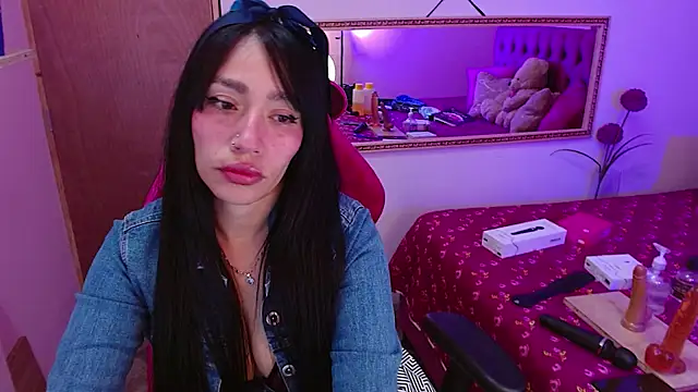 IVET CUTE1 online show from 05/30/26, 03:58