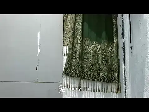 juicycum069 online show from 09/15/25, 11:16