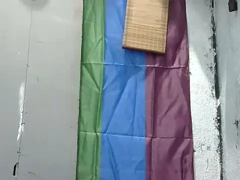 juicycum069 online show from 04/16/26, 08:48