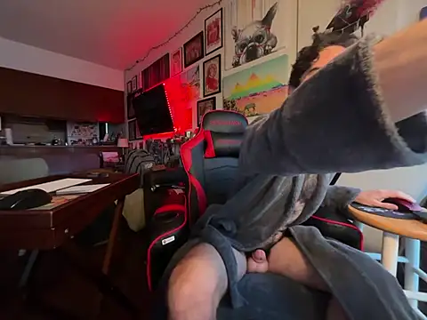 Pupscritch online show from 02/17/26, 02:57