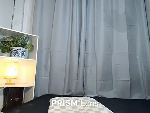 Urasian ladybug online show from 10/03/25, 05:04