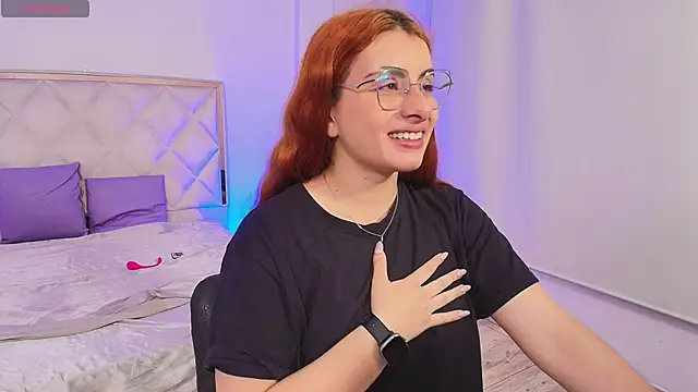 Naomy tay1 online show from 10/20/25, 03:07