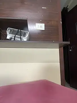 modelnishu online show from 02/12/26, 01:39